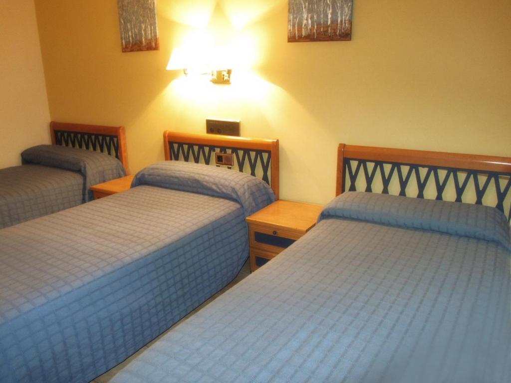 Hotel Villa De Utrillas الغرفة الصورة