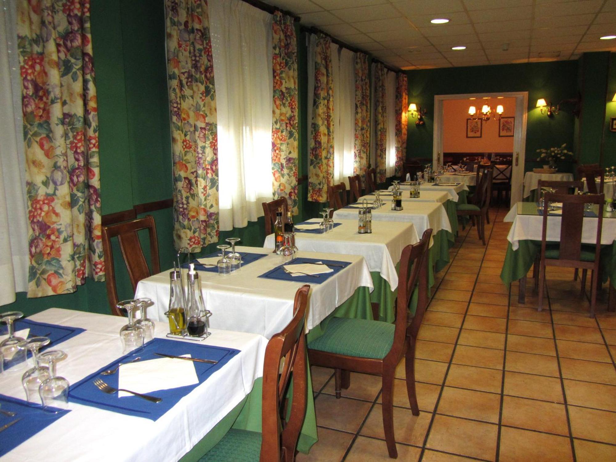 Hotel Villa De Utrillas المظهر الخارجي الصورة